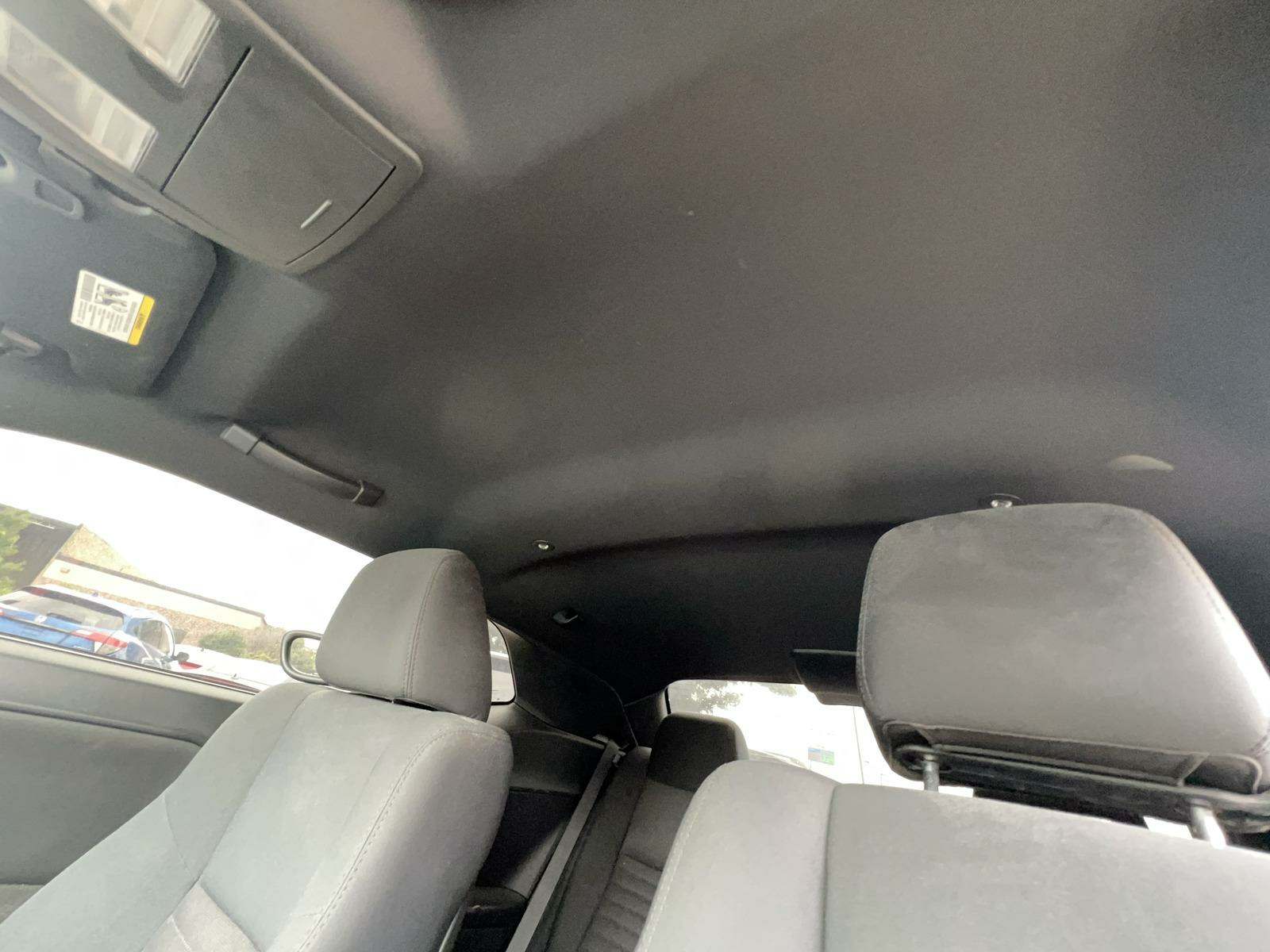 2013 Dodge Challenger SXT RWD