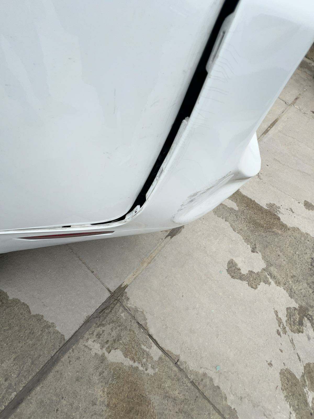 2013 Dodge Challenger SXT RWD