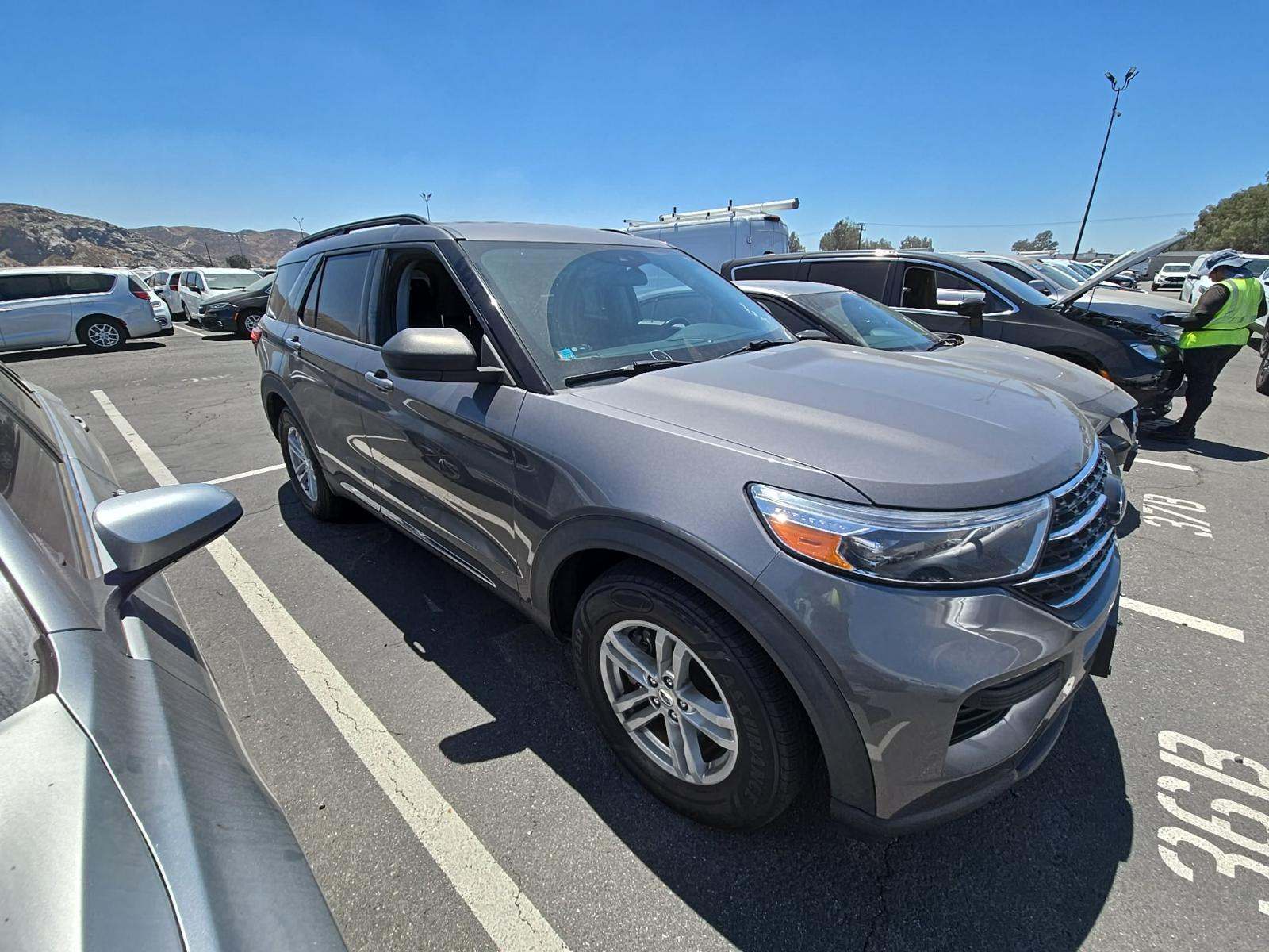 2021 Ford Explorer XLT RWD