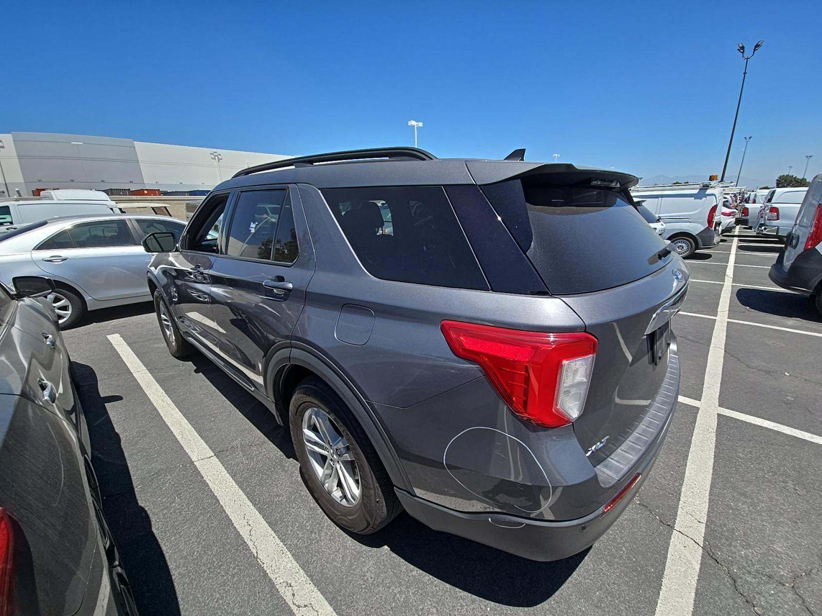 2021 Ford Explorer XLT RWD
