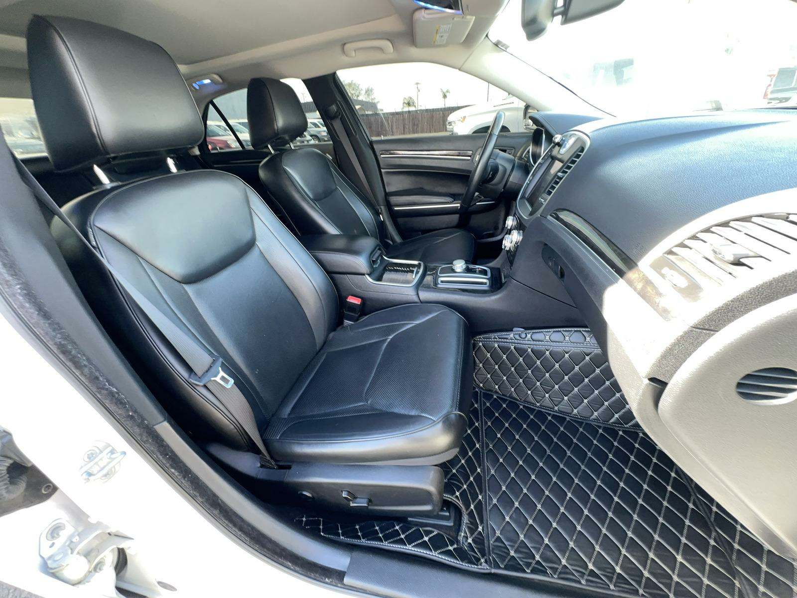 2016 Chrysler 300 300C RWD