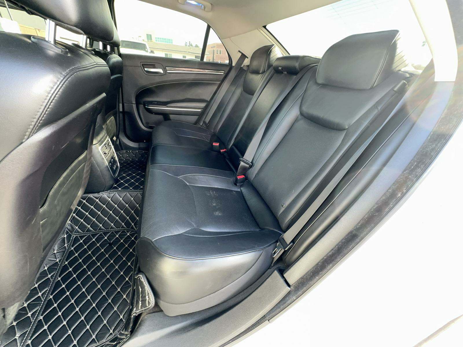 2016 Chrysler 300 300C RWD