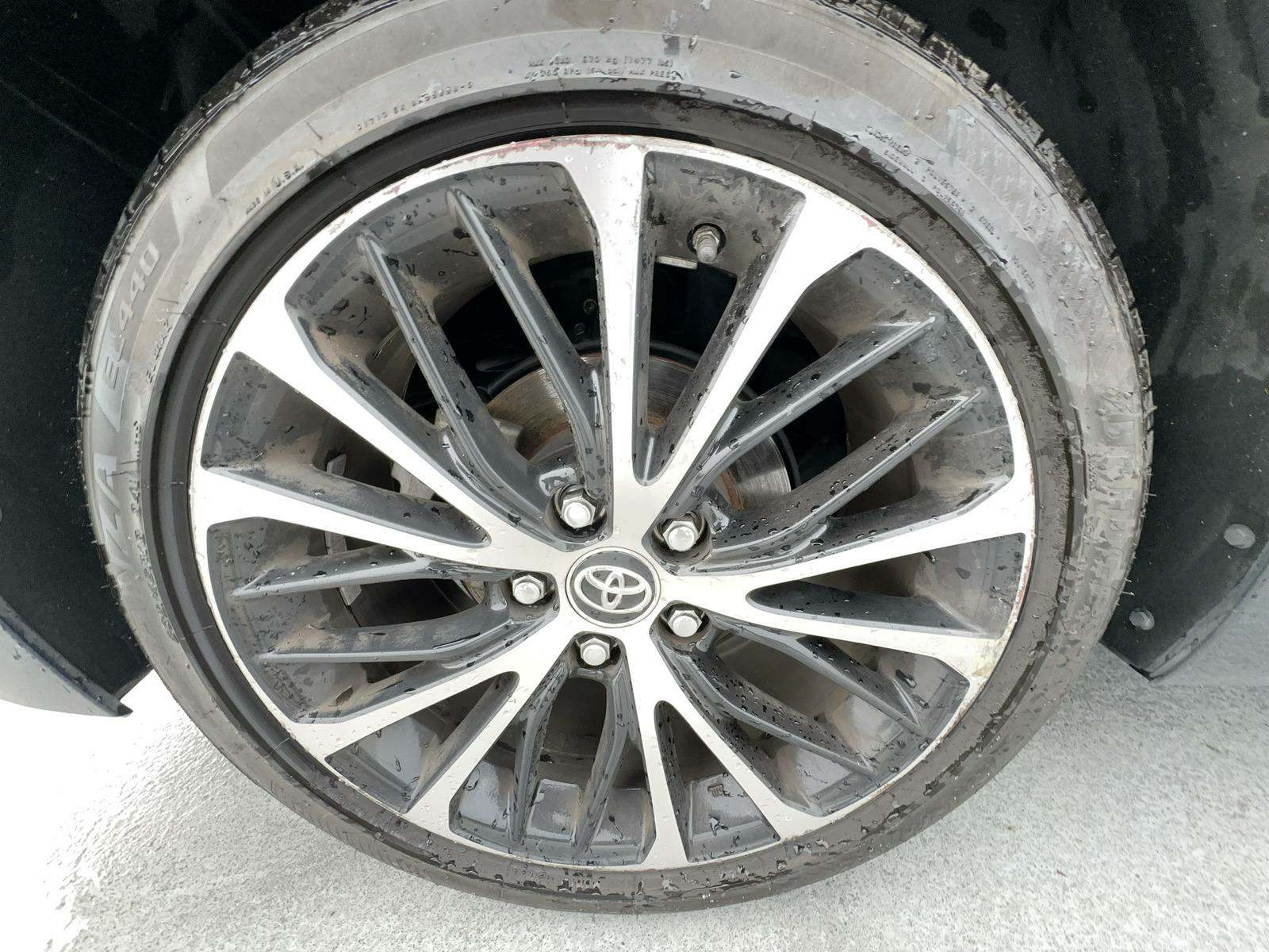 2018 Toyota Camry SE FWD