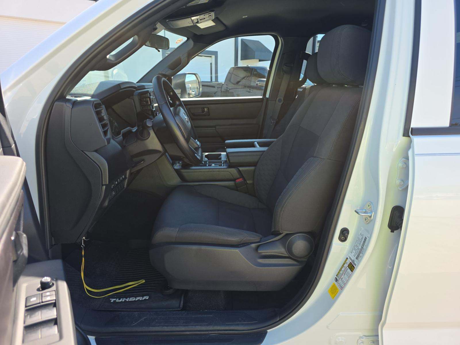 2025 Toyota Tundra SR AWD