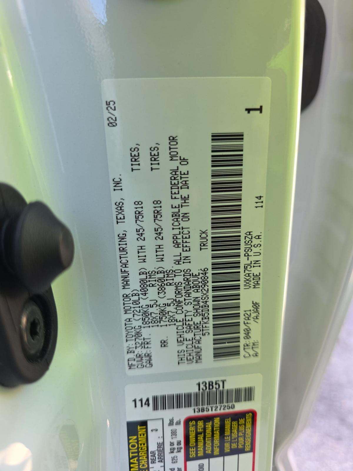 2025 Toyota Tundra SR AWD