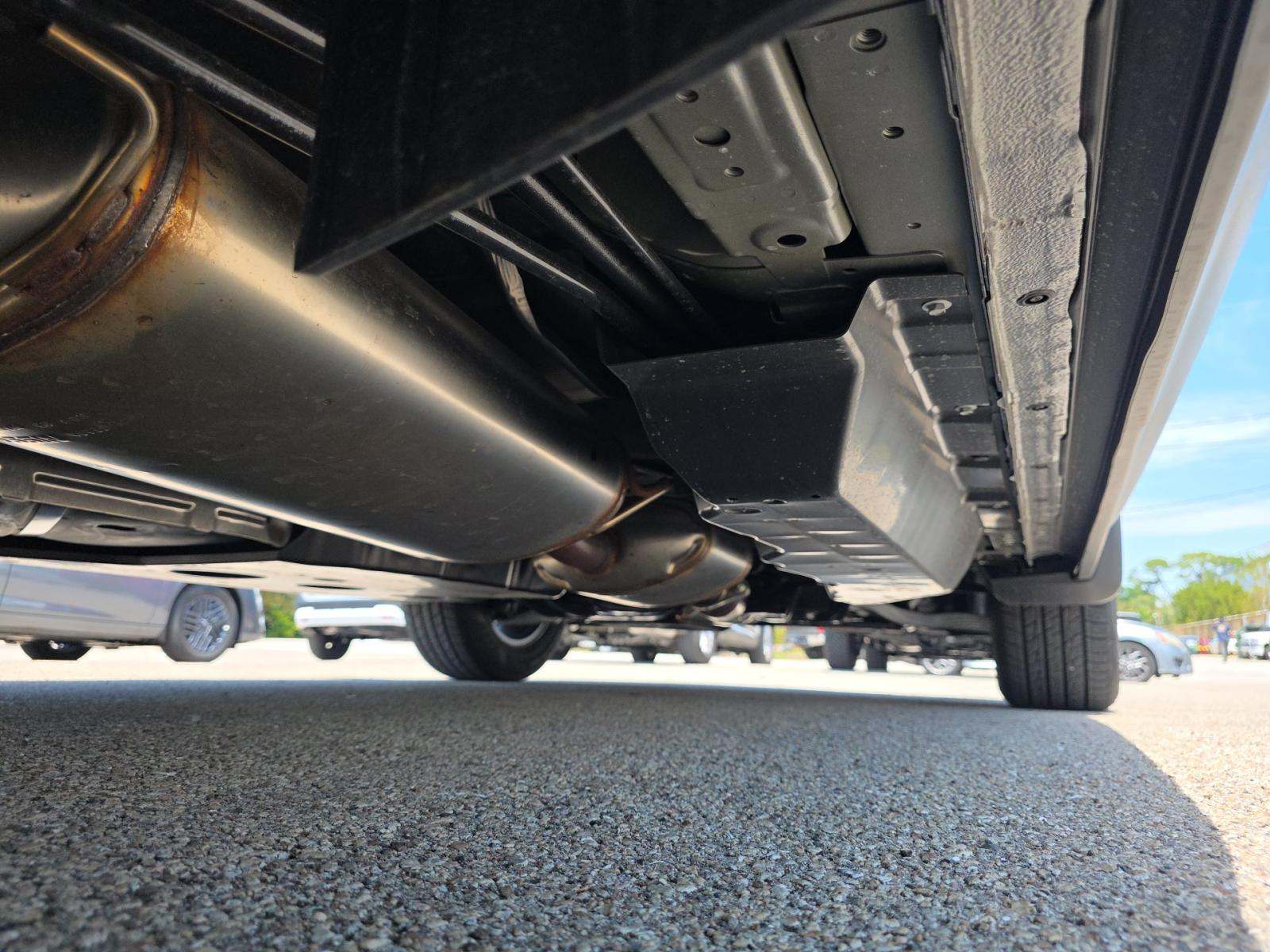 2025 Nissan Pathfinder SL AWD