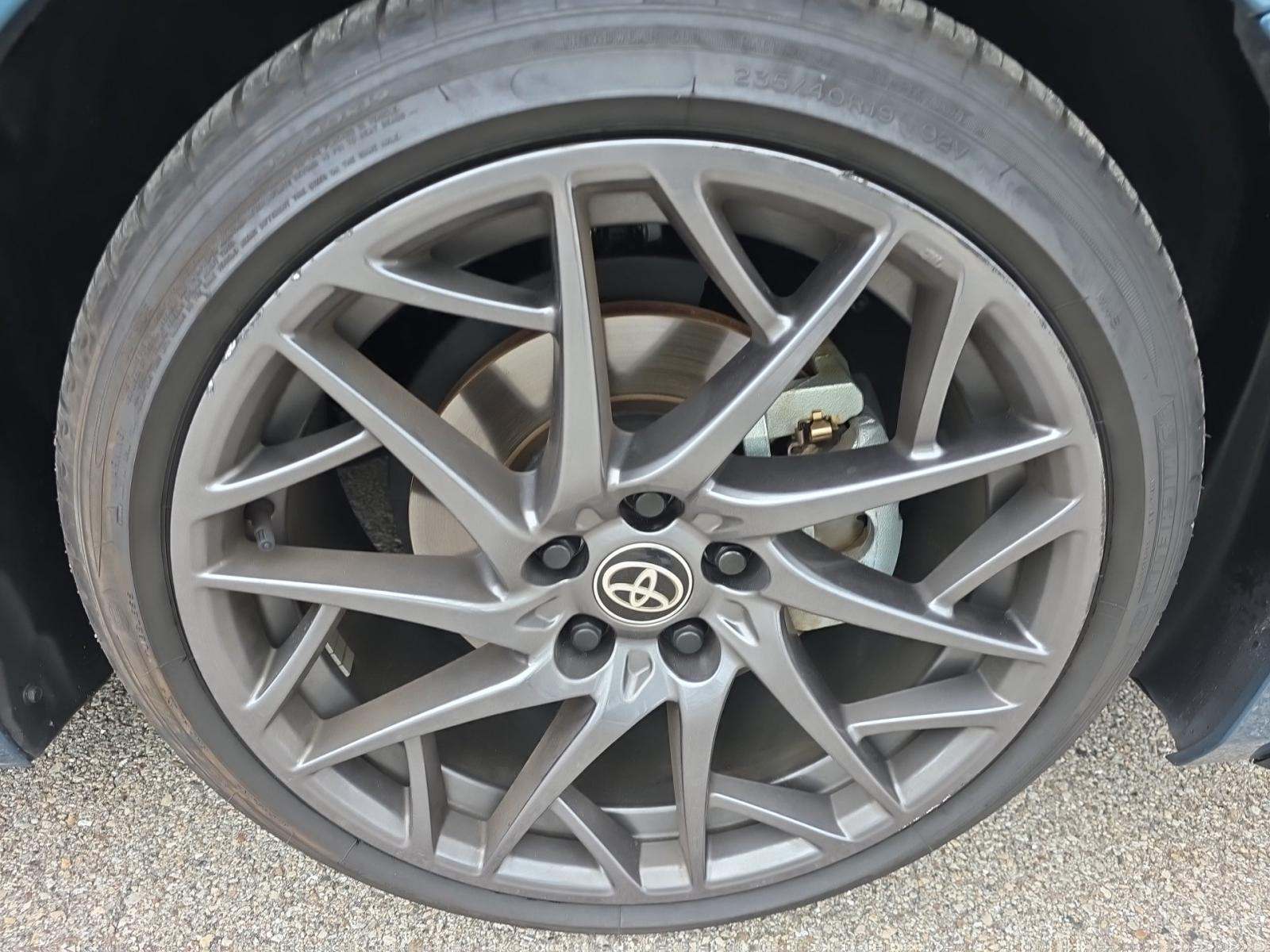 2025 Toyota Camry SE FWD