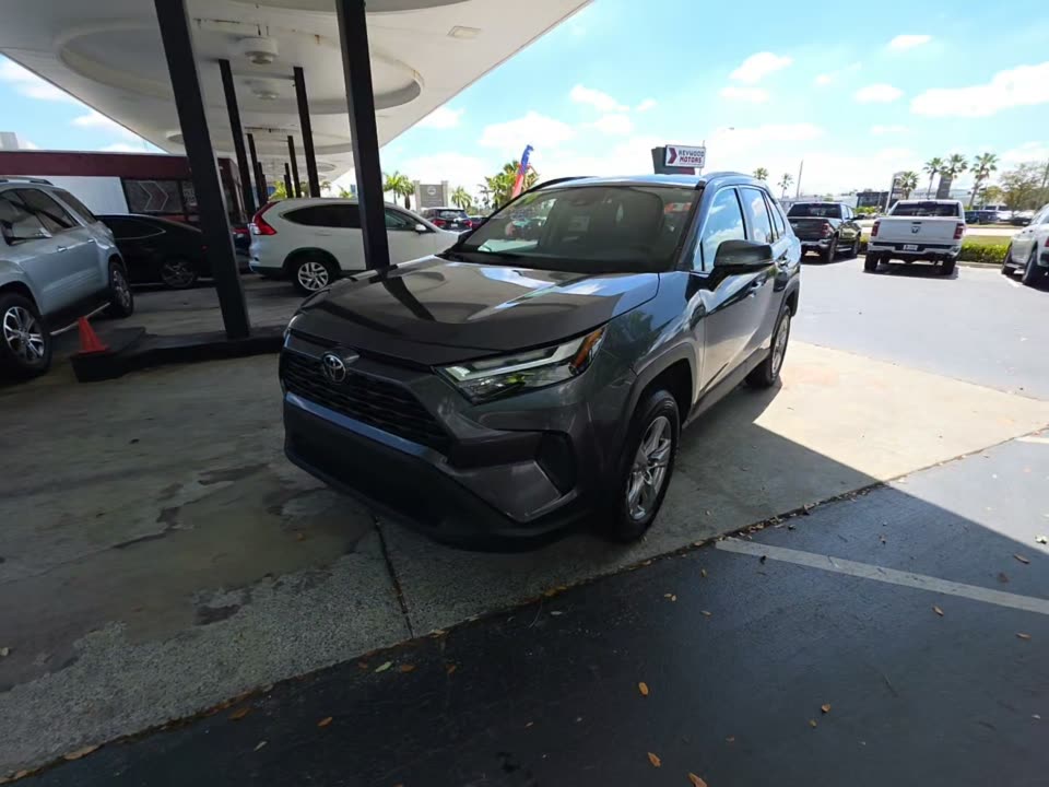 2024 Toyota RAV4 XLE FWD