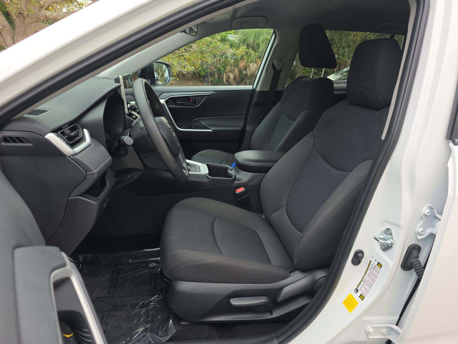 2025 Toyota RAV4 Hybrid LE AWD