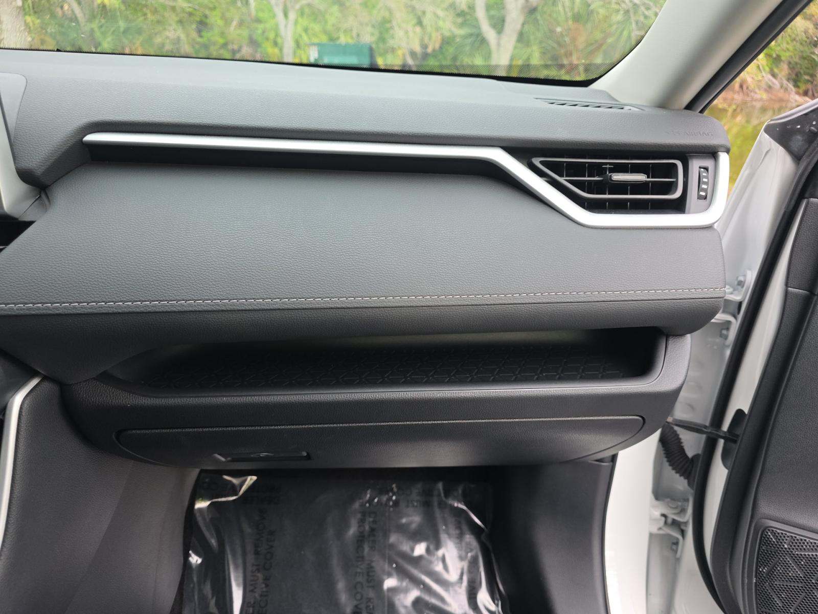 2025 Toyota RAV4 Hybrid LE AWD