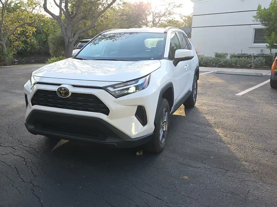 2024 Toyota RAV4 XLE AWD