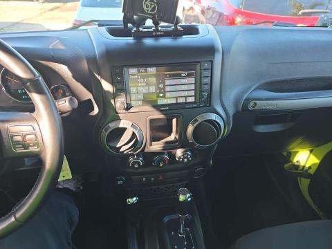 JEEP UNLIMITED SPORT - 10