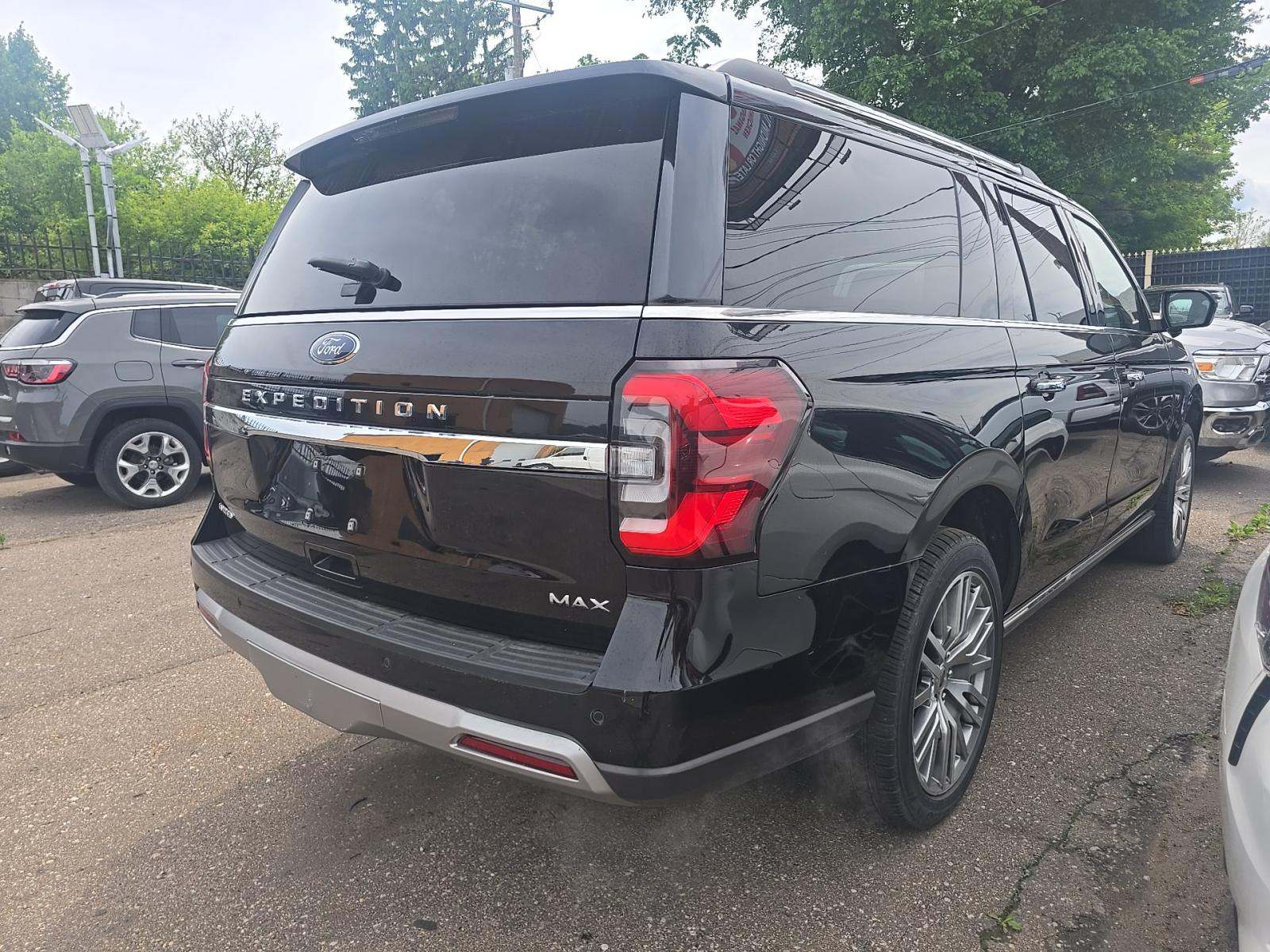 FORD EXPEDITION MAX - 3