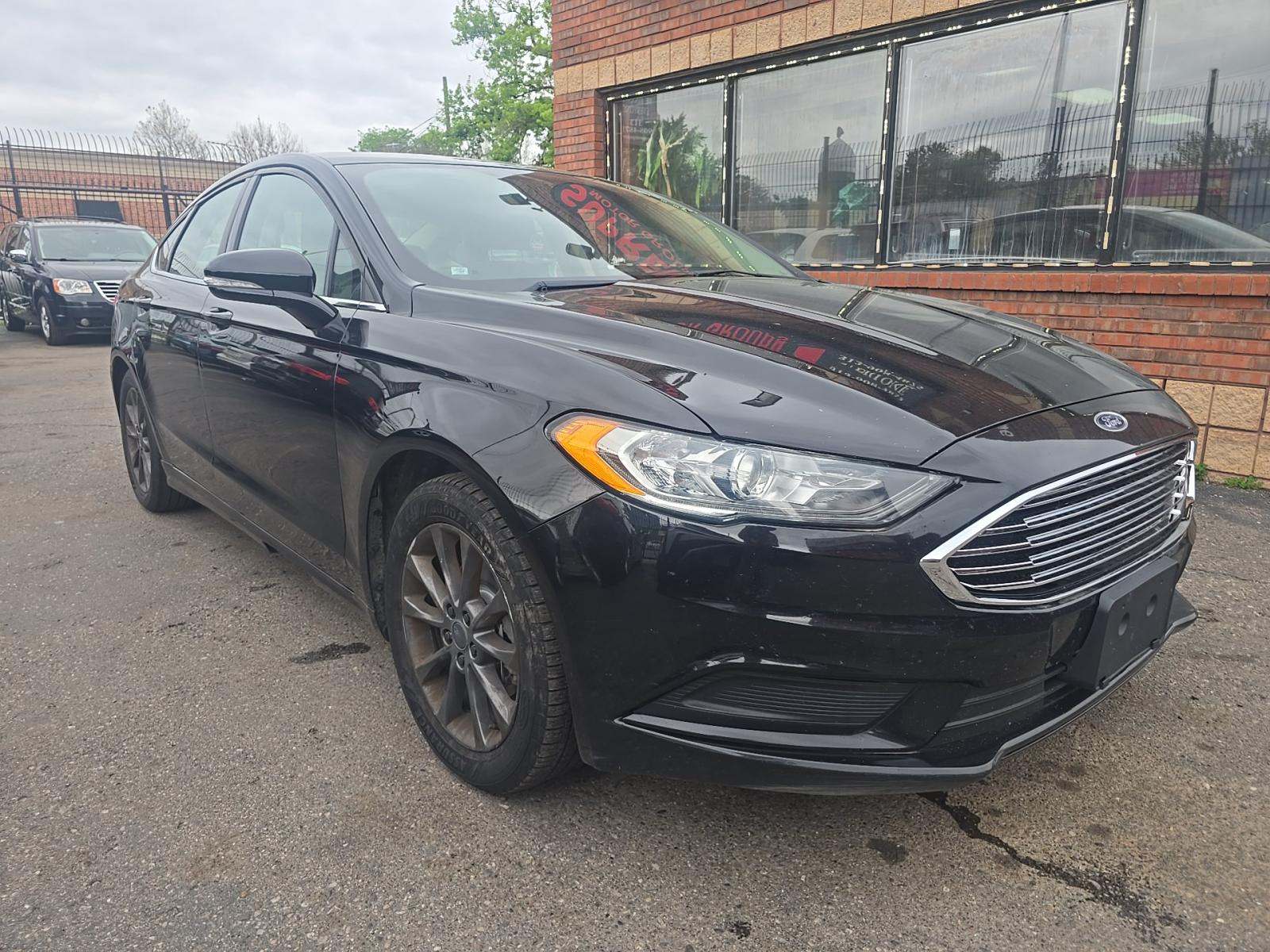 FORD FUSION - 4