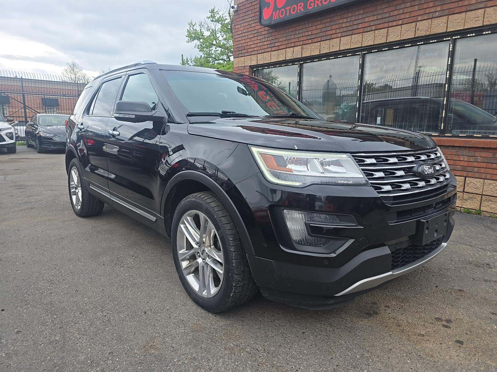 FORD EXPLORER - 4