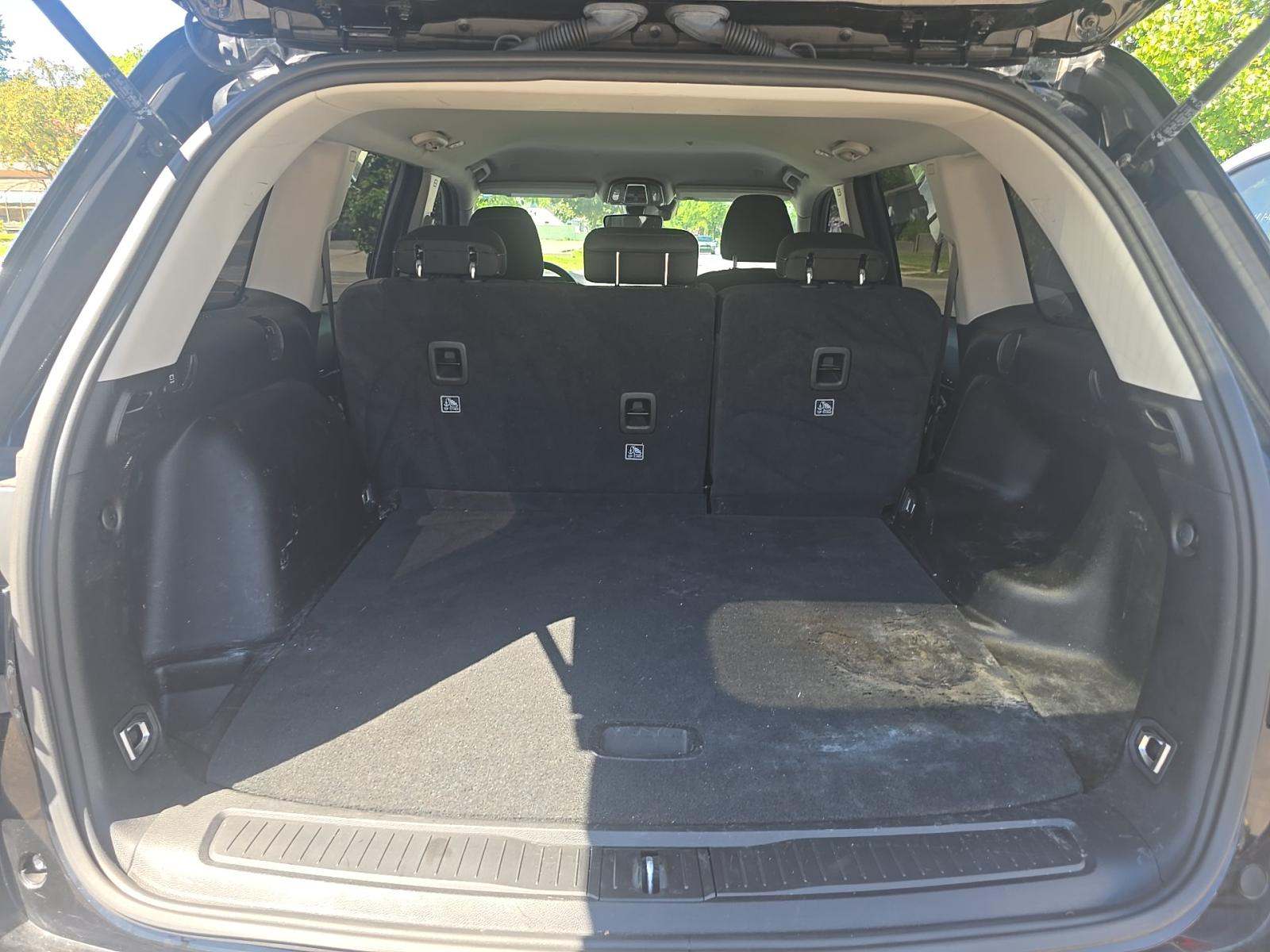 2023 Jeep Grand Cherokee Laredo AWD
