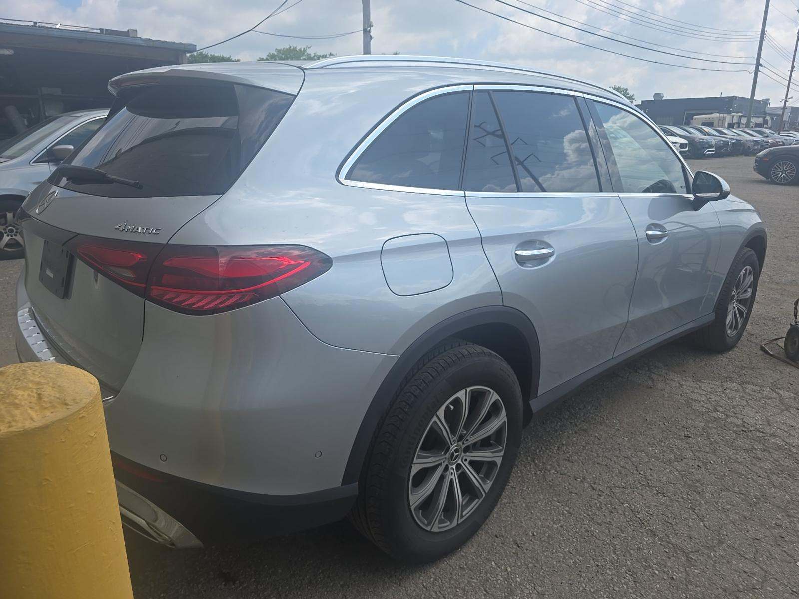 2023 Mercedes-Benz GLC GLC 300 AWD