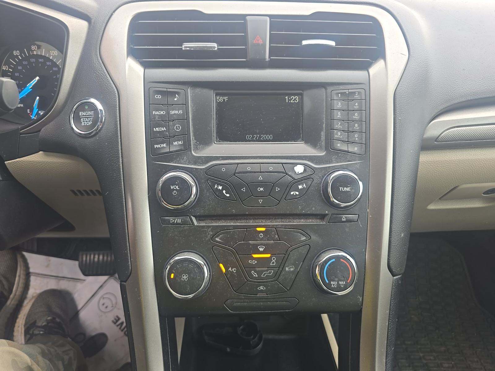 FORD FUSION - 10