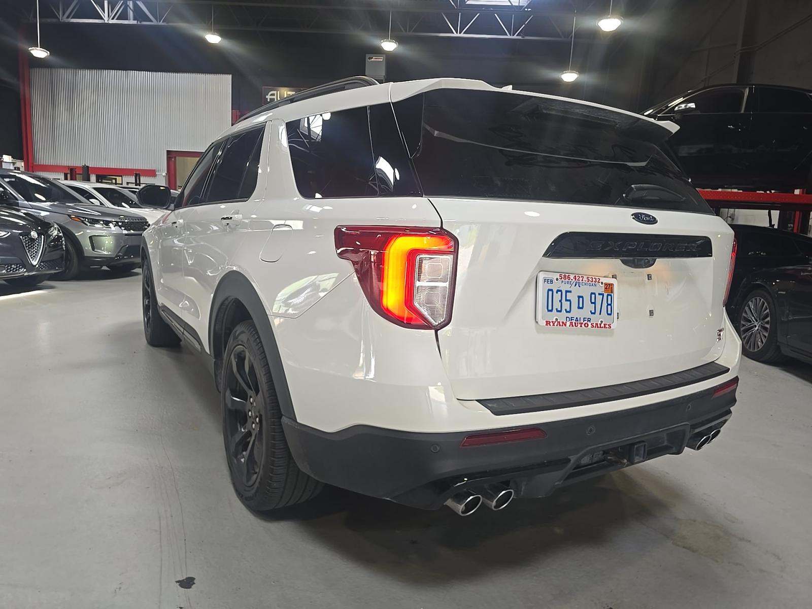 FORD EXPLORER - 2