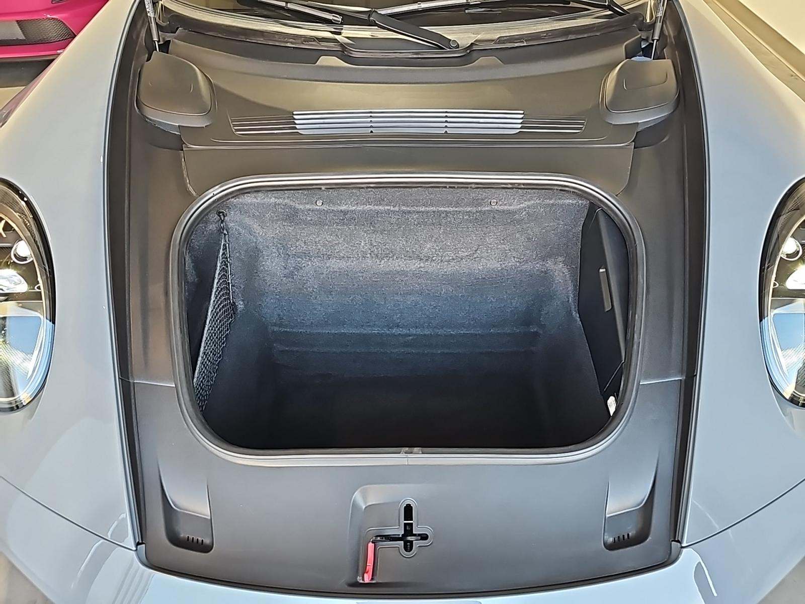 2024 Porsche 911 4S Targa AWD