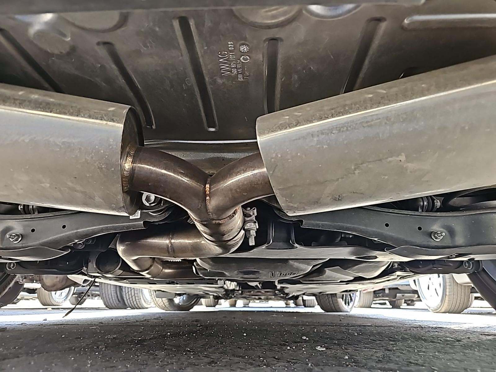 2023 Volkswagen Golf GTI 2.0T 40th Anniversary Edition FWD