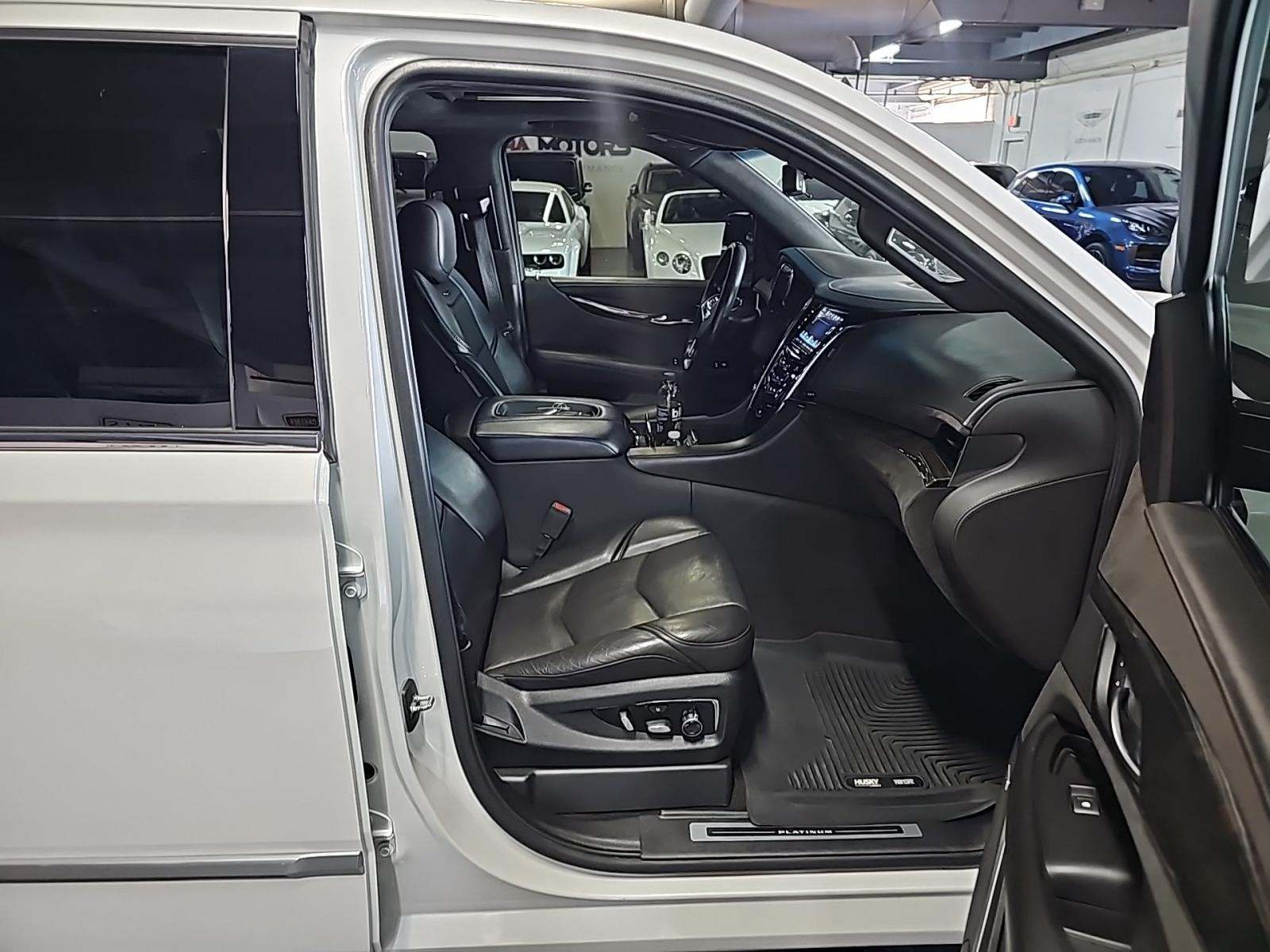 2020 Cadillac Escalade ESV Platinum AWD