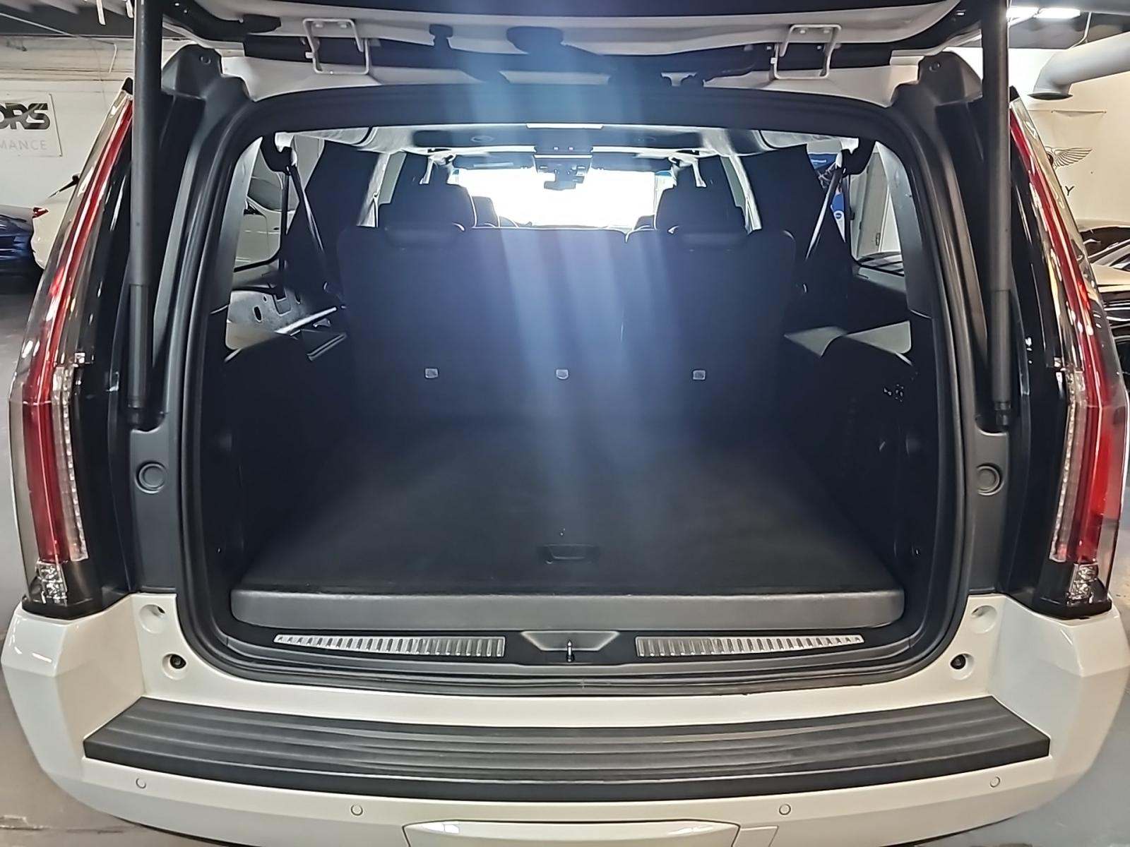 2020 Cadillac Escalade ESV Platinum AWD