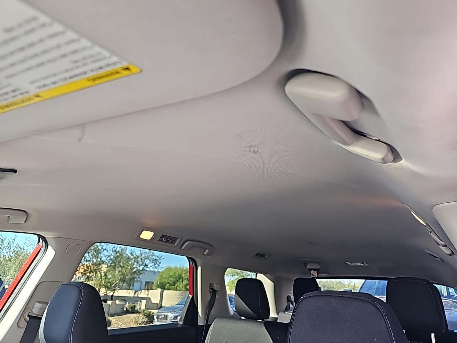 2022 Nissan Pathfinder SV FWD