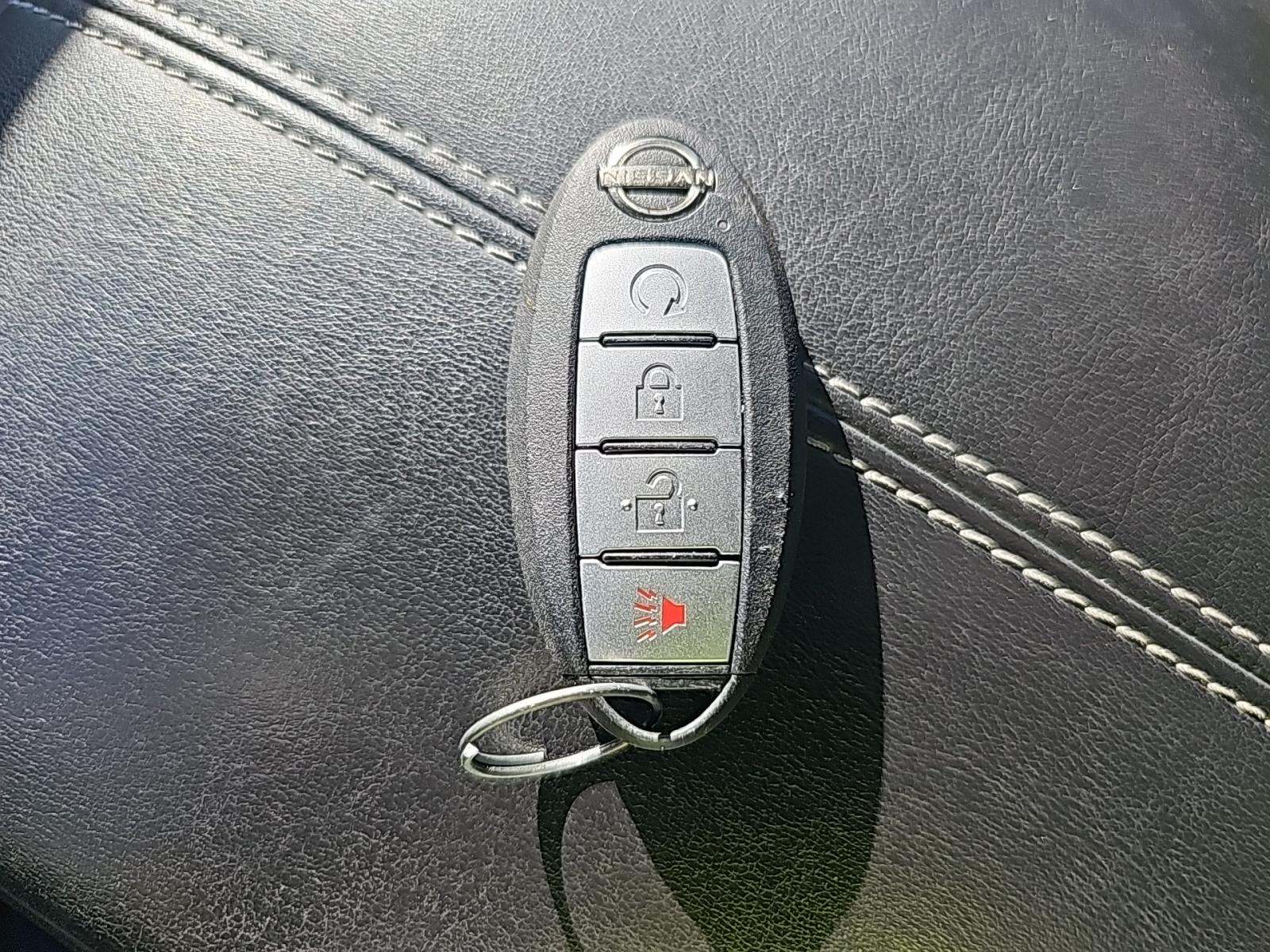 2022 Nissan Pathfinder SV FWD