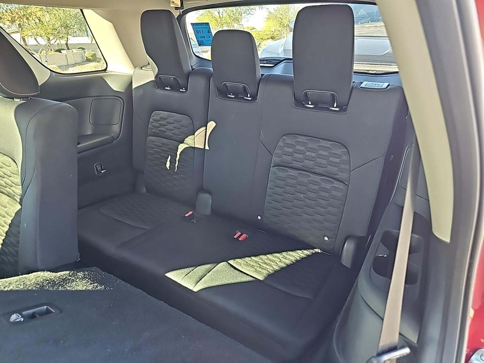 2022 Nissan Pathfinder SV FWD