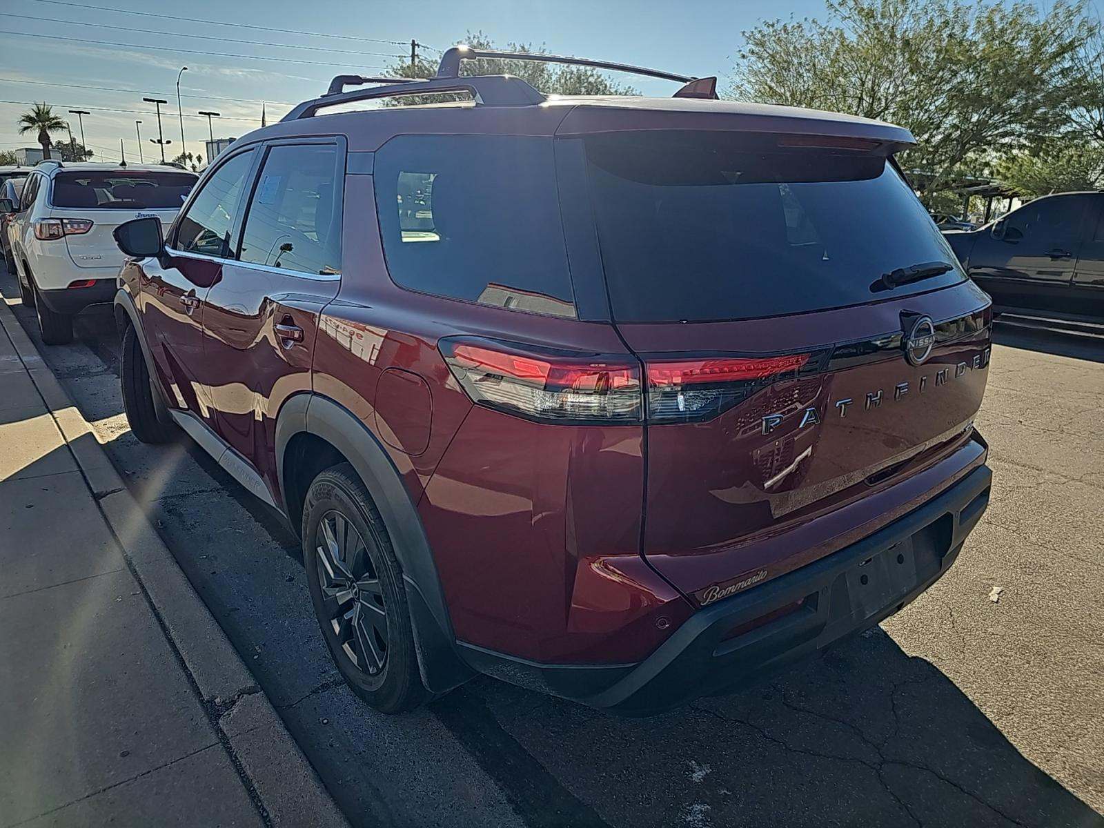 2022 Nissan Pathfinder SV FWD