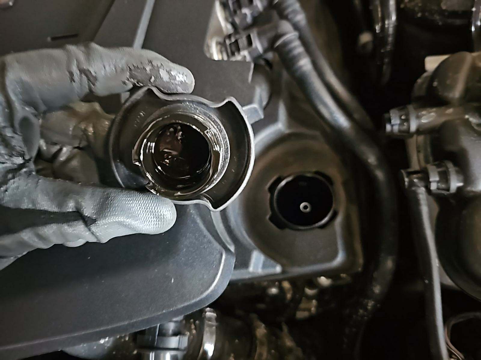 2018 Land Rover Range Rover Velar R-Dynamic SE AWD