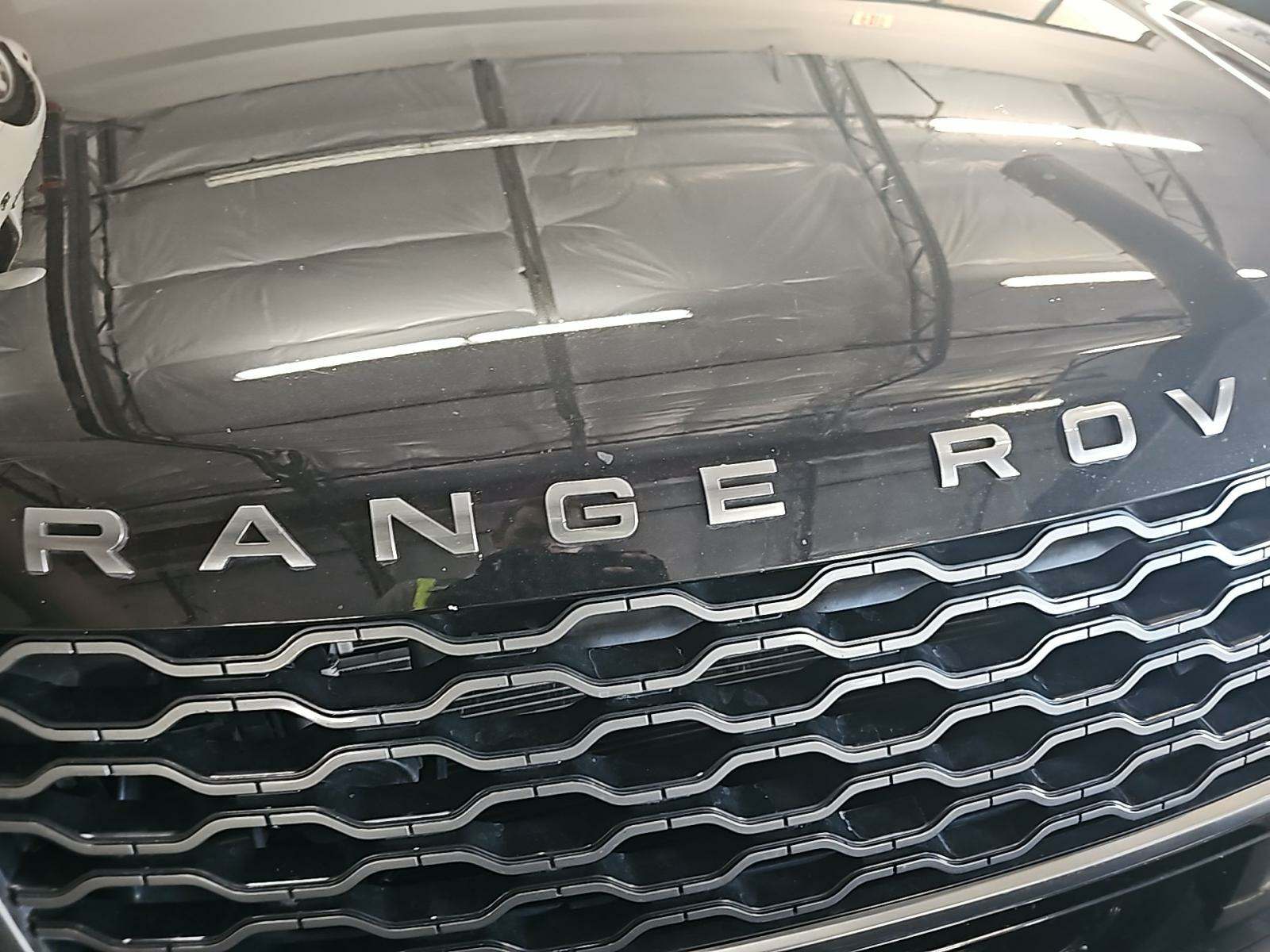 2018 Land Rover Range Rover Velar R-Dynamic SE AWD