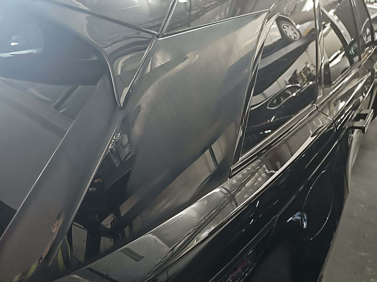 2018 Land Rover Range Rover Velar R-Dynamic SE AWD