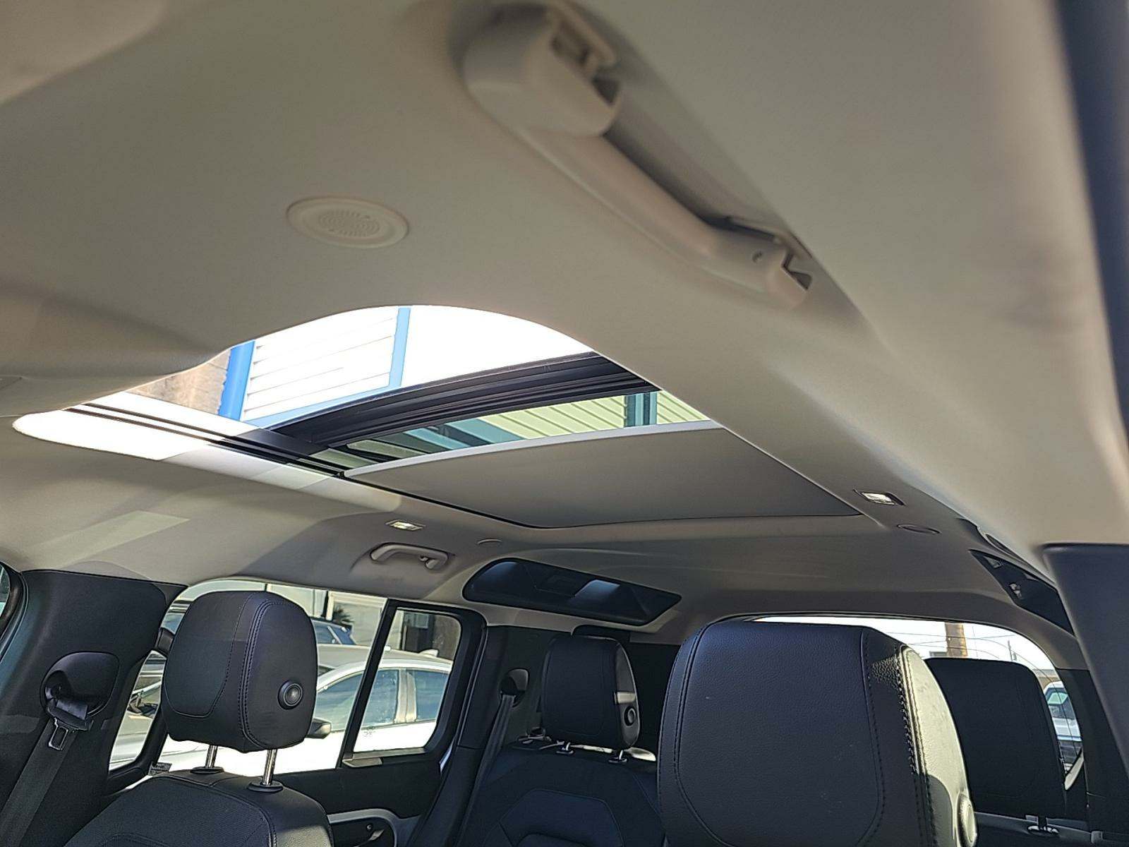 2020 Land Rover Defender 110 First Edition AWD