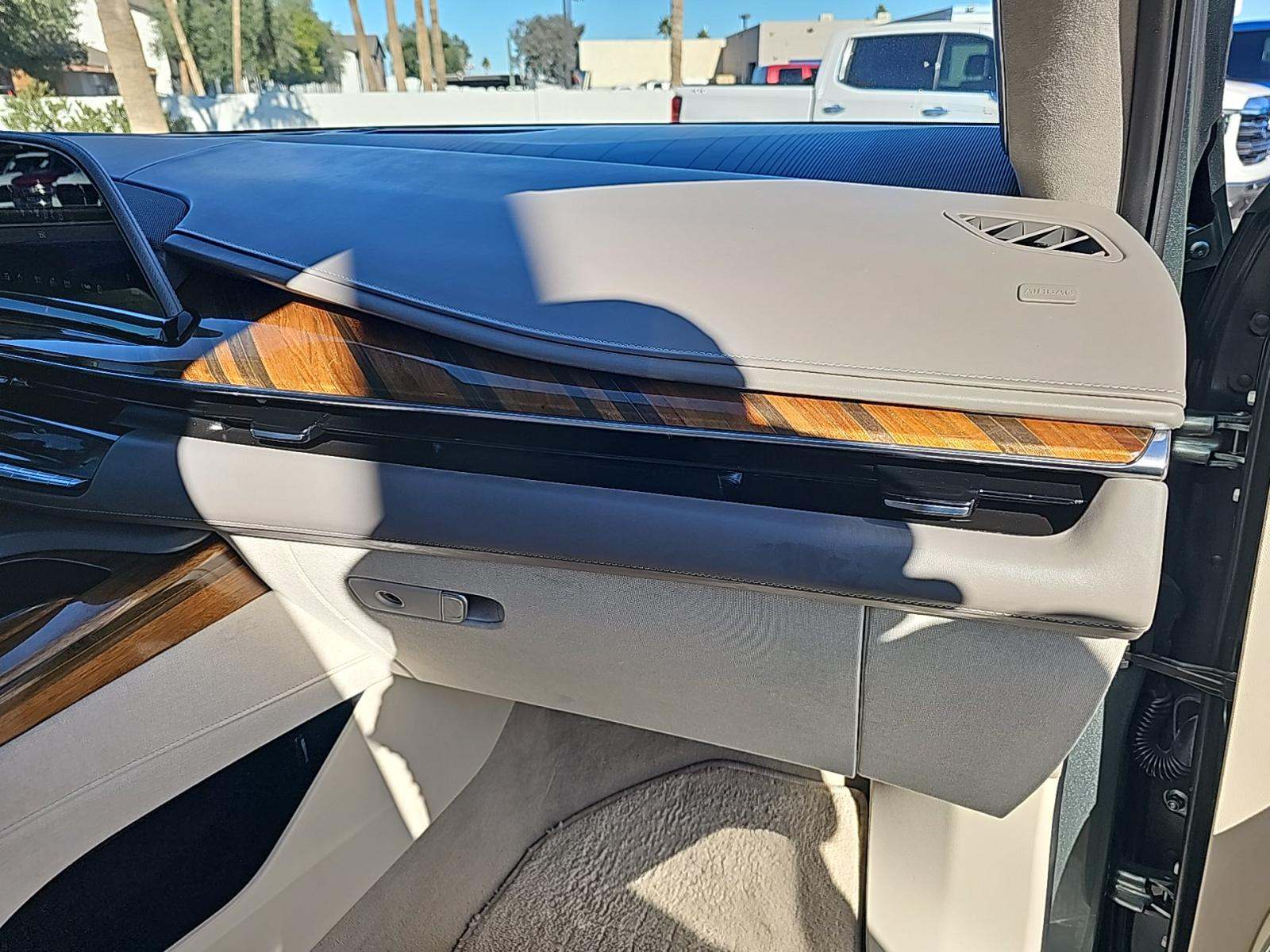 2024 Cadillac Escalade Premium Luxury Platinum AWD