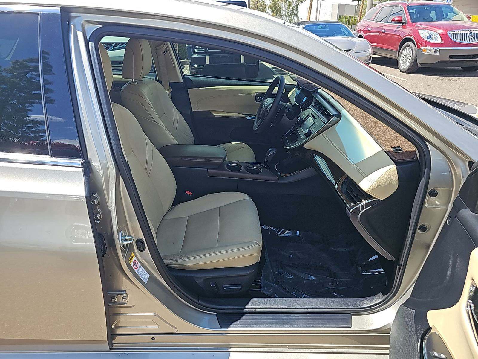 2015 Toyota Avalon XLE FWD