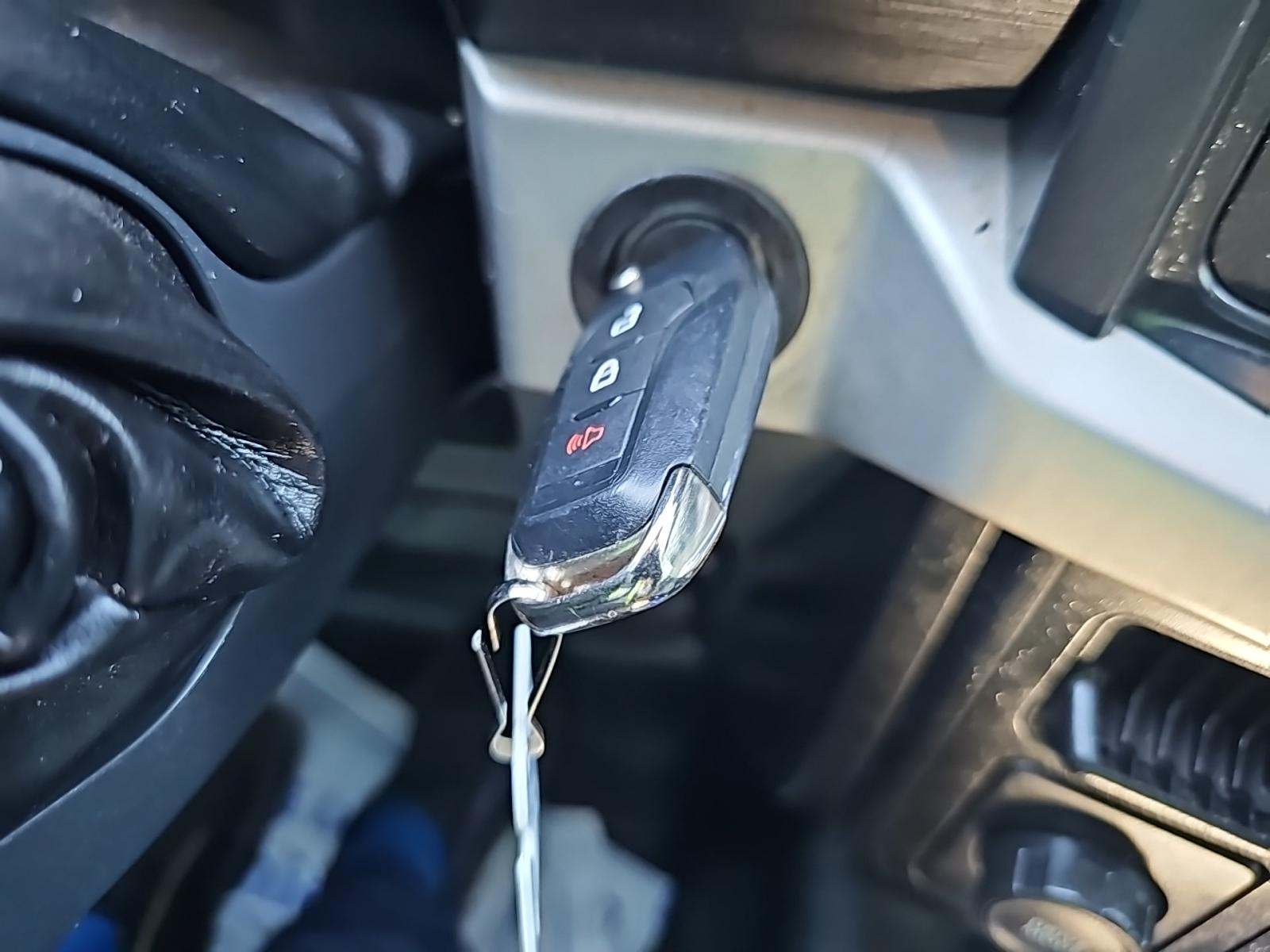 2022 Ford F-150 XL RWD