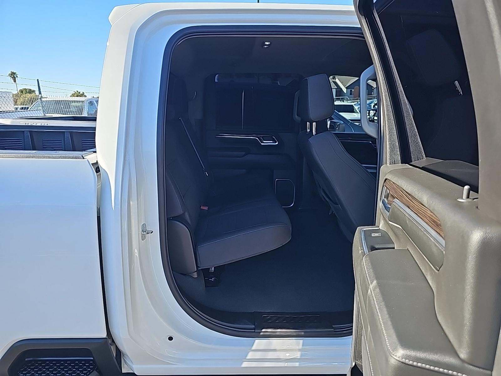 2024 Chevrolet Silverado 2500HD LT AWD