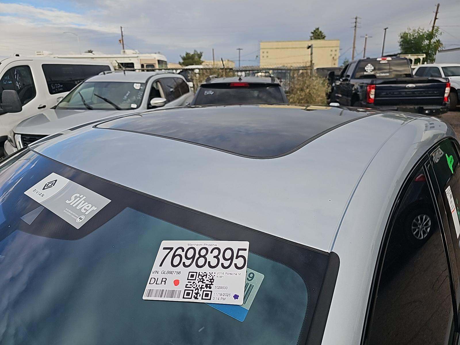 2016 Porsche Macan Turbo AWD