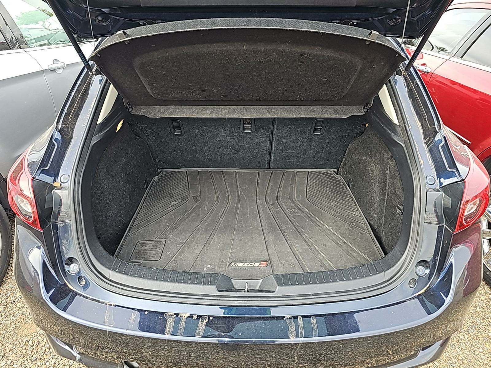 2018 MAZDA MAZDA3 Sport FWD