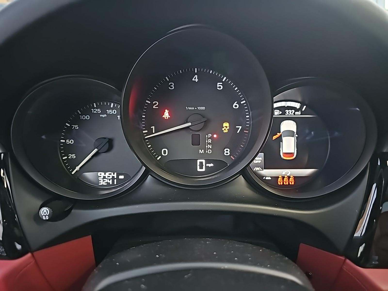 2024 Porsche Macan Base AWD