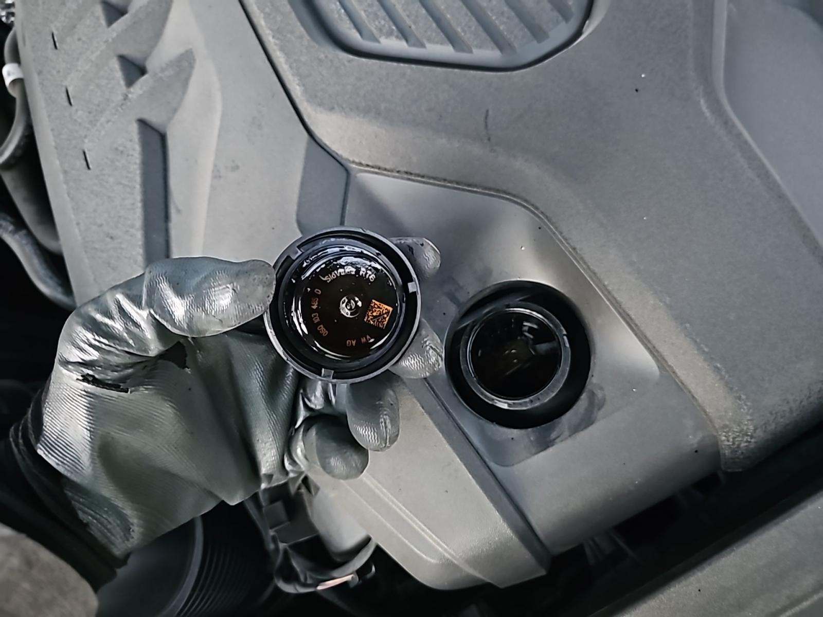 2024 Porsche Macan Base AWD