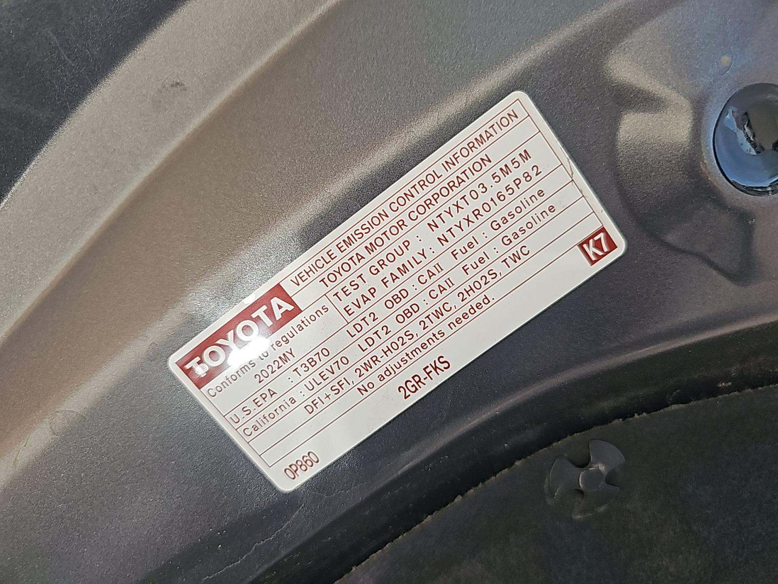 2022 Toyota Highlander LE FWD