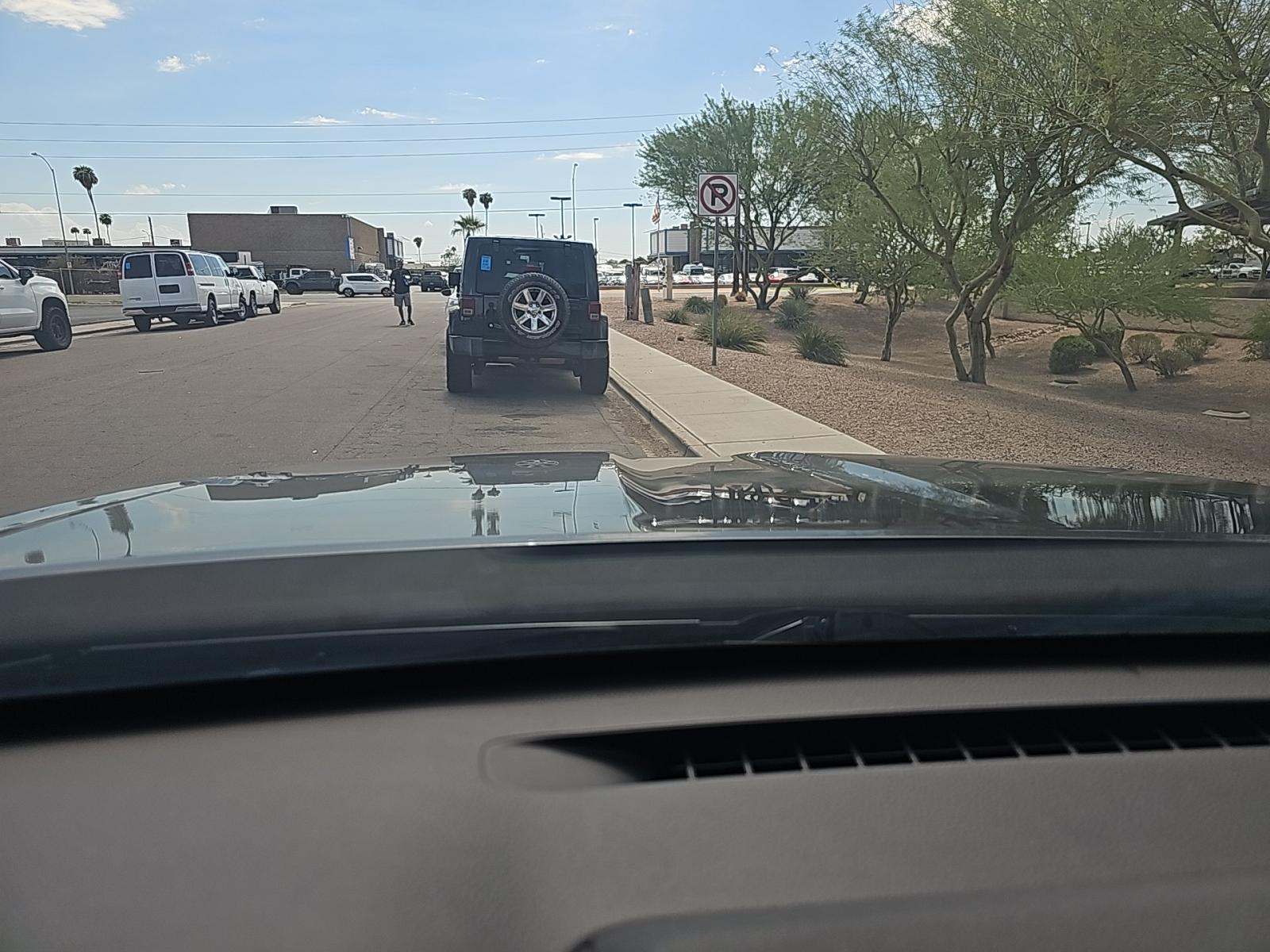 2022 Toyota Highlander LE FWD