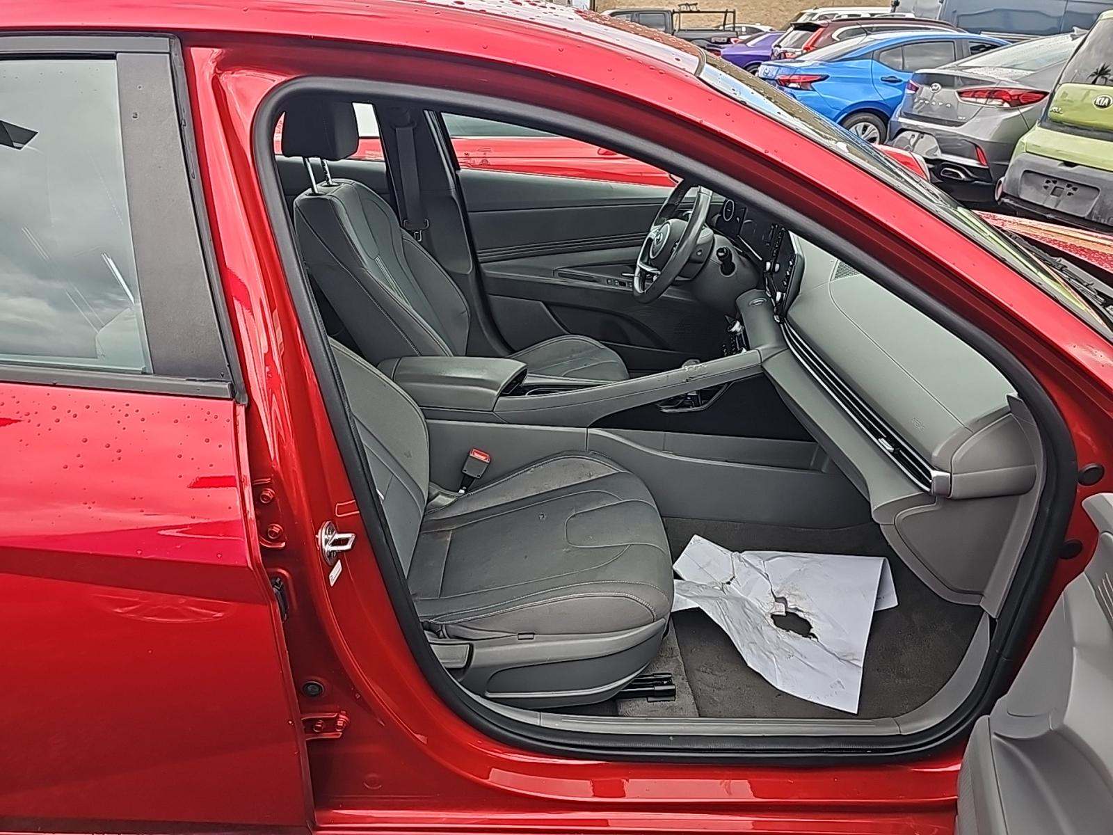 2021 Hyundai Elantra SEL FWD