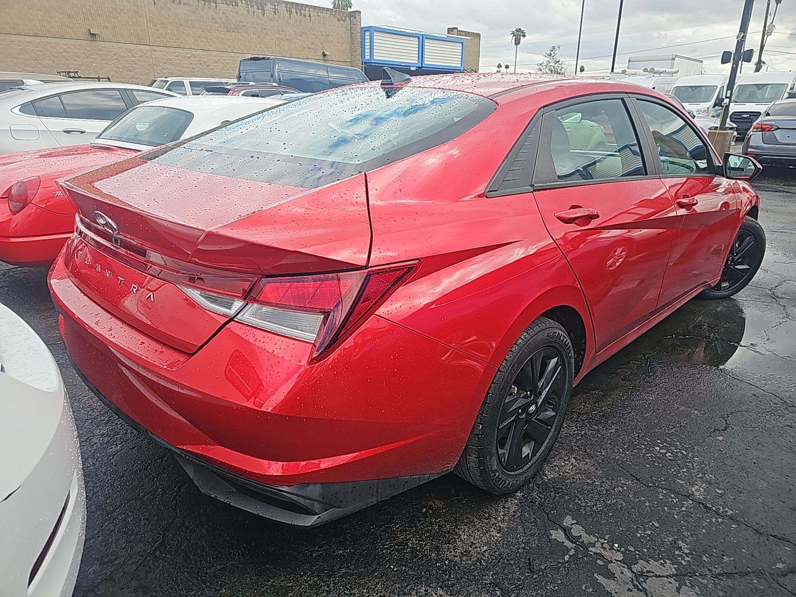 2021 Hyundai Elantra SEL FWD