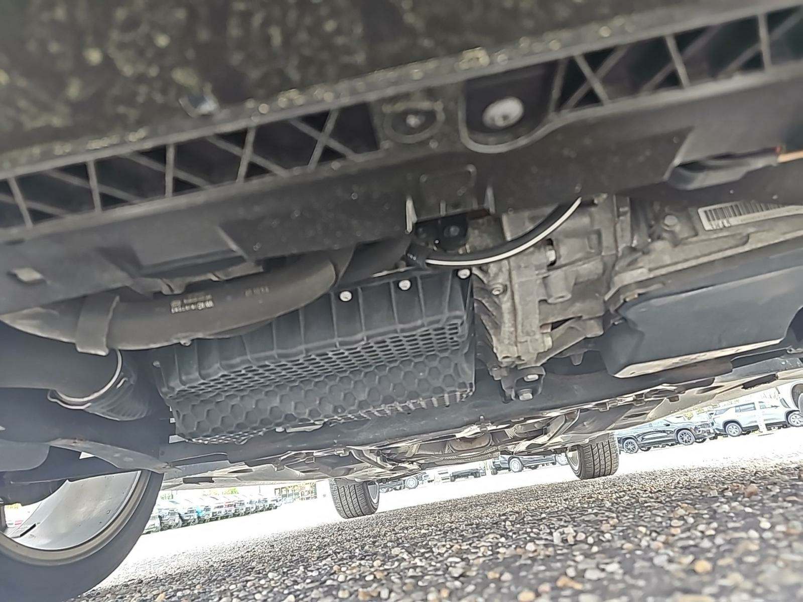 2018 Volkswagen Passat 2.0T R-Line FWD