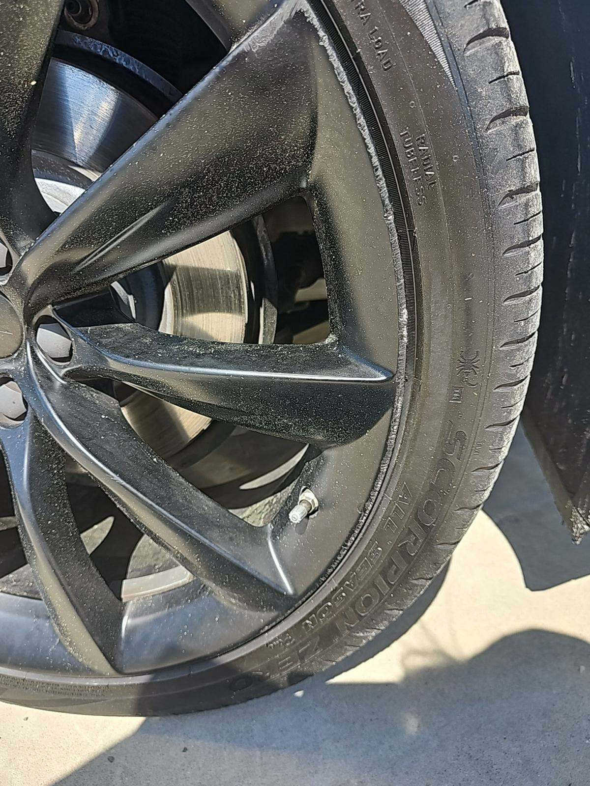 2017 Tesla Model X 75D AWD