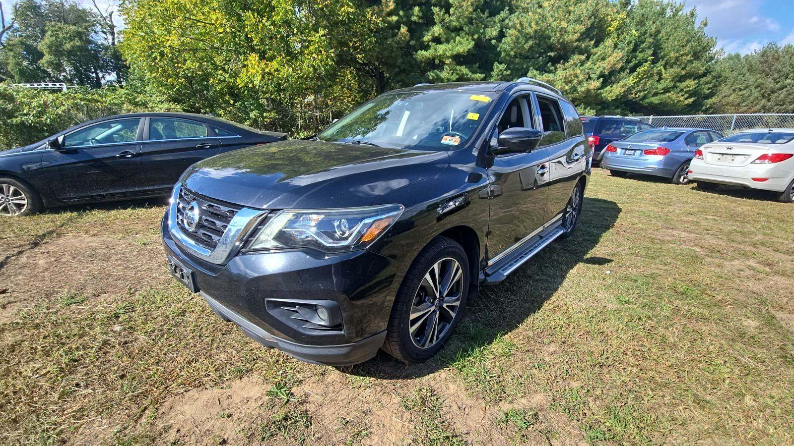 2017 Nissan Pathfinder Platinum